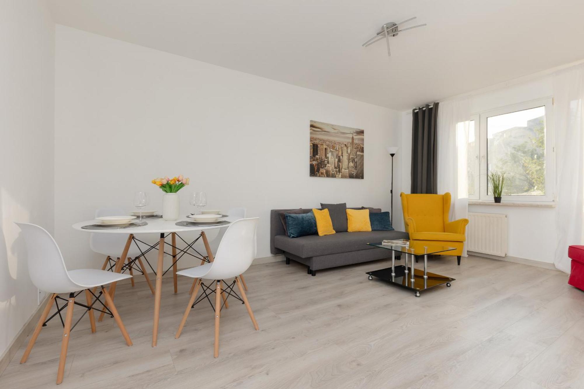 Kopcinskiego Bright & Spacious Apartment Warsaw Ursynow By Noclegi Renters Exterior photo